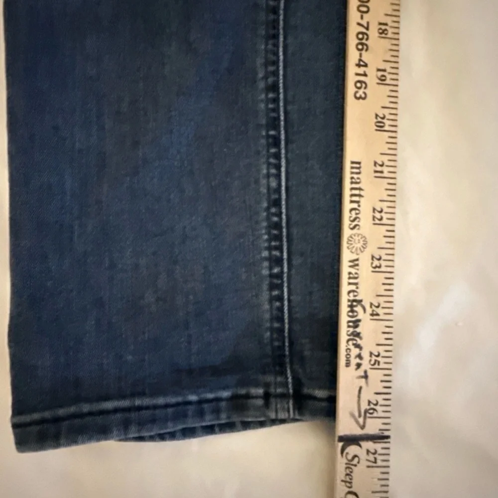 Levis 541 Jeans Mens 33 Medium Wash Denim Athletic taper Fit 33X30